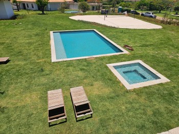 Piscina de Alvenaria em Água Branca